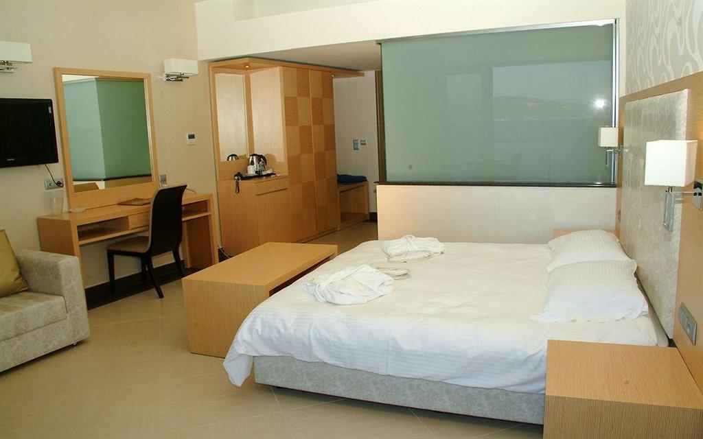 Ionian Emerald Resort Karavomylos Bagian luar foto