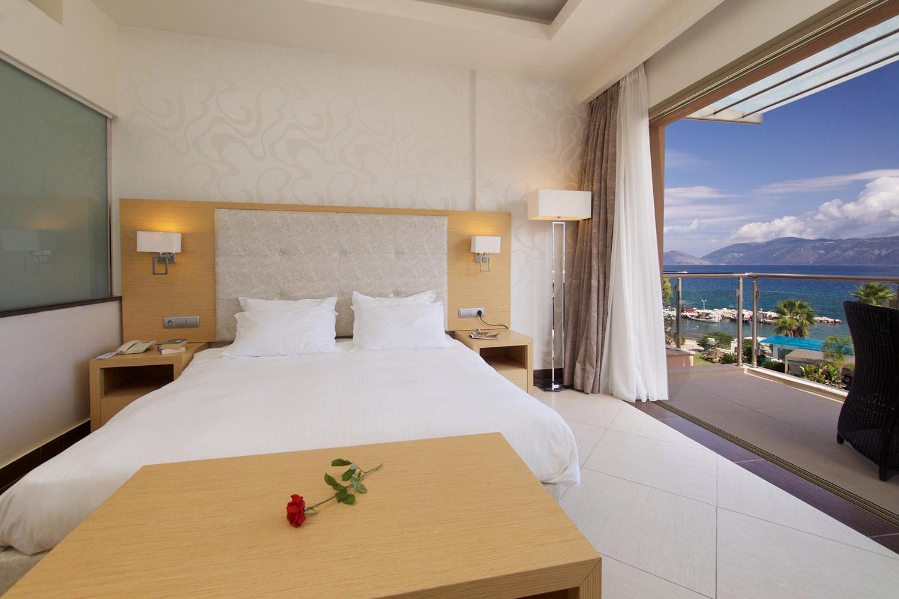 Ionian Emerald Resort Karavomylos Ruang foto